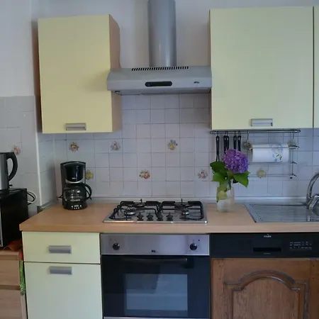 Casa Alloro * קנוביו