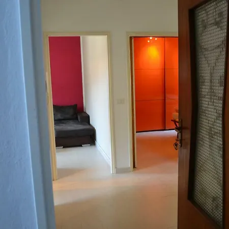 Casa Alloro דירה